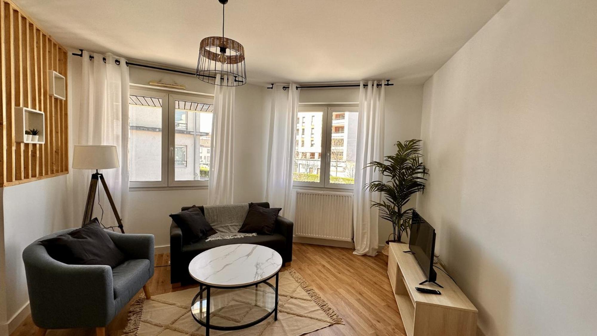 Villeurbanne • T2 Fraternite • Hostisy 外观 照片